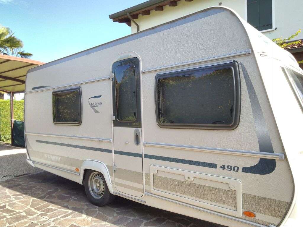 FENDT Saphir 490 TKM caravan