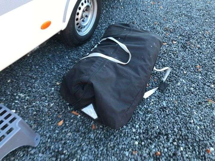 HOBBY DeLuxe Easy 570 cm køjevogn Campingvogn caravan te koop bij opbod - Photo 33