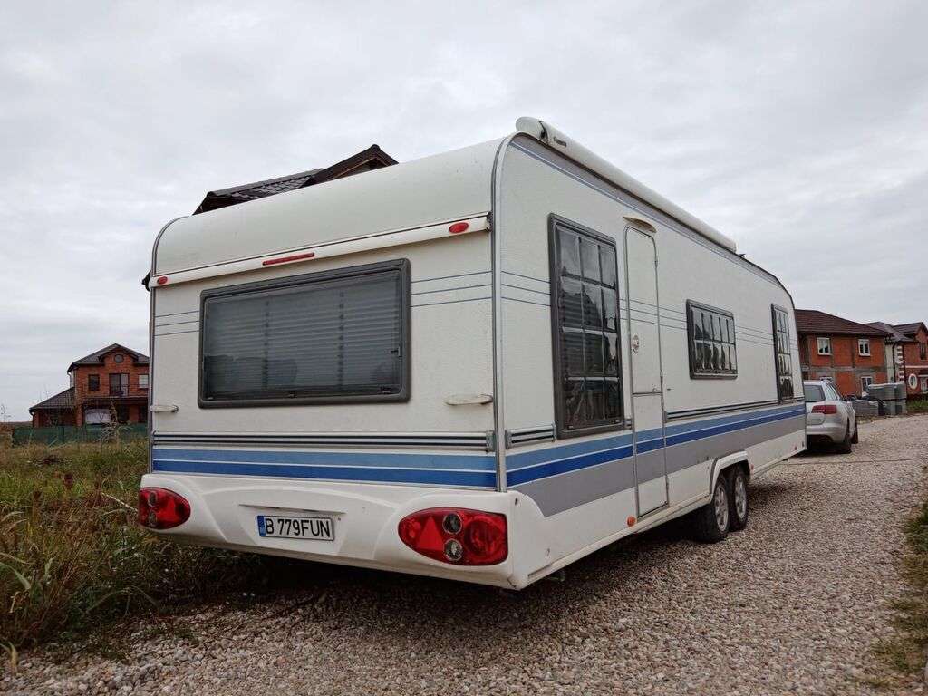 HOBBY 700 Prestige caravan - Photo 2