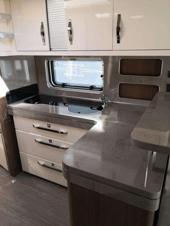 Nieuw HOBBY 660 WFC Prestige, AC, heating Truma!!! caravan - Photo 5