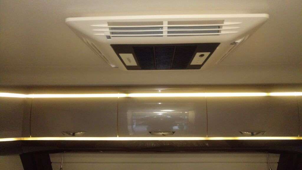 HOBBY 650 UFF caravan - Photo 14