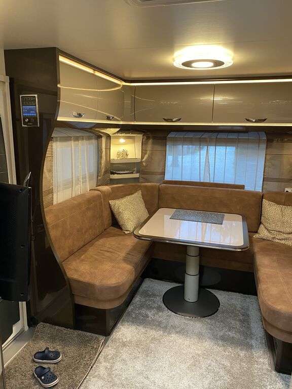 HOBBY 650 UFF caravan - Photo 18