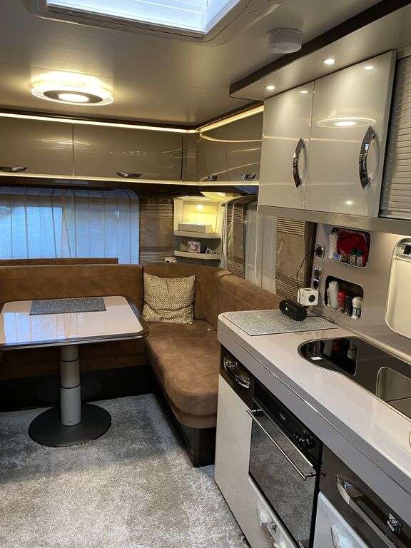 HOBBY 650 UFF caravan - Photo 19