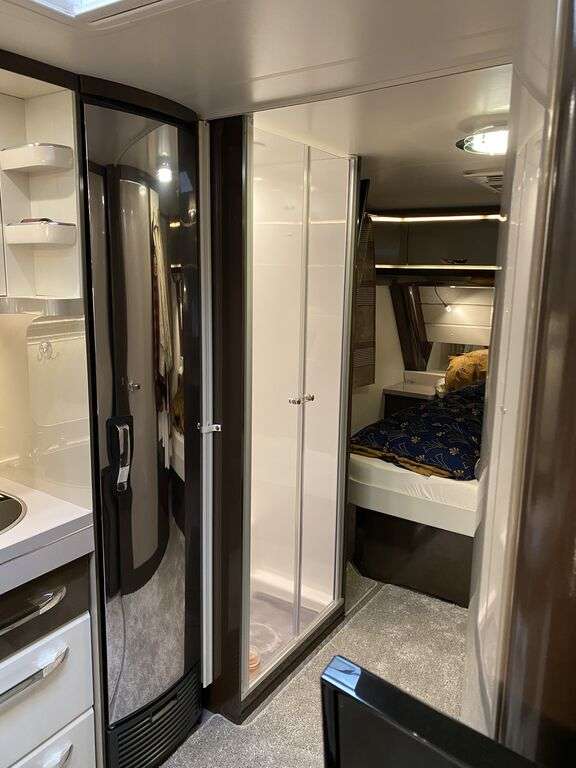 HOBBY 650 UFF caravan - Photo 22