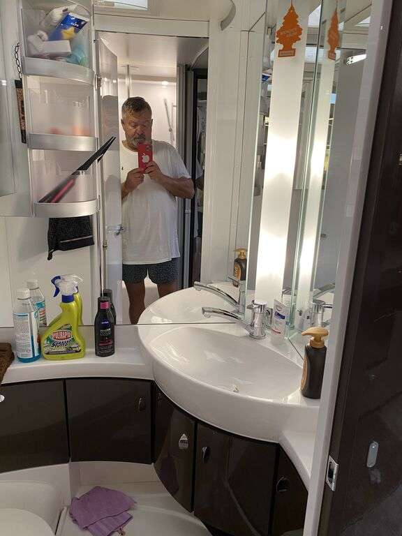 HOBBY 650 UFF caravan - Photo 24