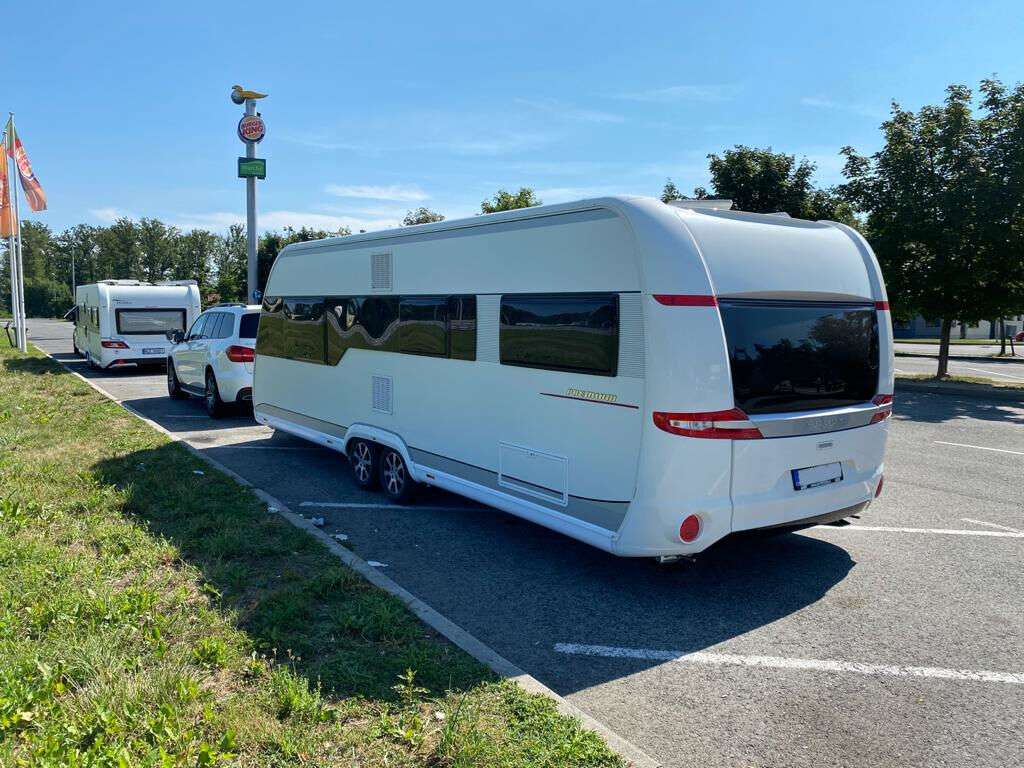 HOBBY 650 UFF caravan - Photo 8